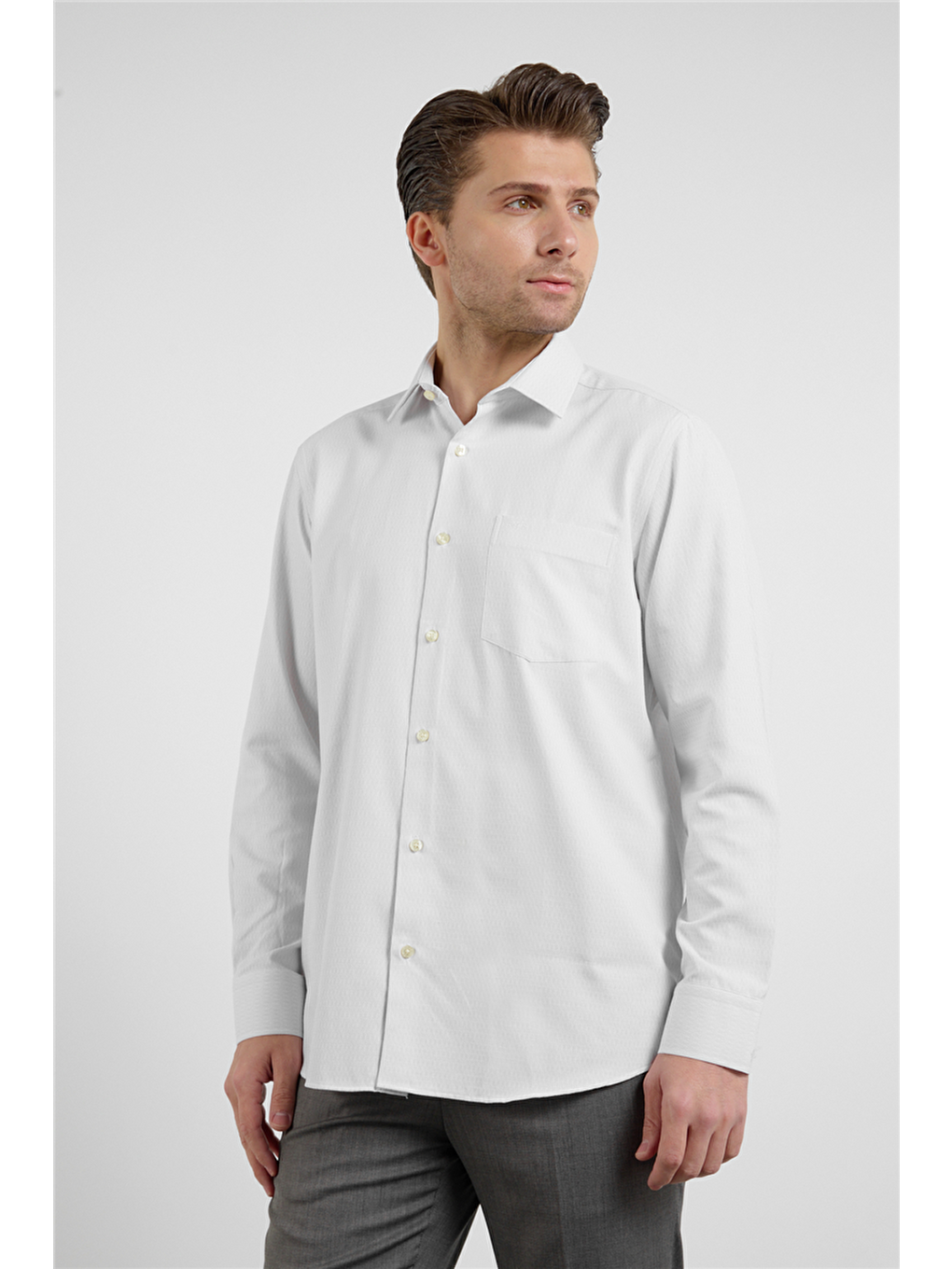 Bej-Beyaz Kendinden Desenli Sert Yaka Uzun Kol Cepli Comfort Fit Pamuklu Gömlek 1004255226-2