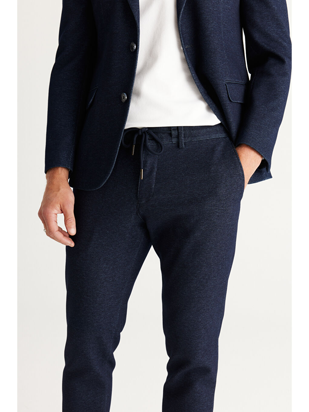 Erkek Lacivert Slim Fit Dar Kesim Kırlangıç Yaka Desenli Takım Elbise-6