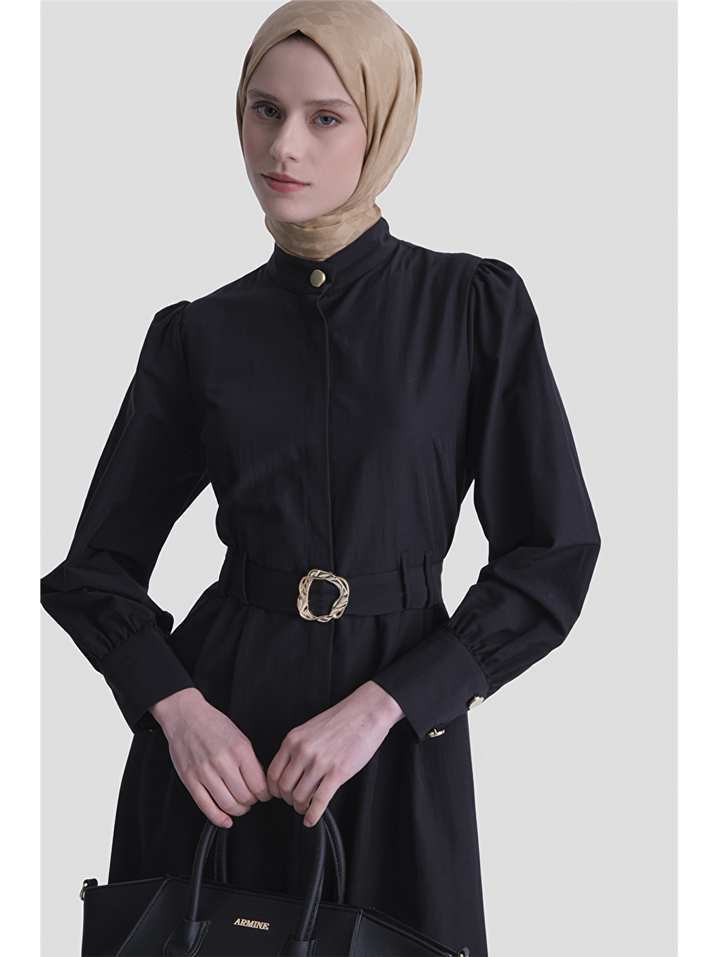 Gold Düğmeli Kemerli Poplin Elbise Siyah