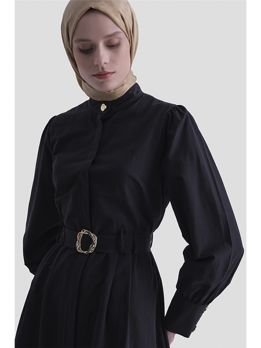 Gold Düğmeli Kemerli Poplin Elbise Siyah-3