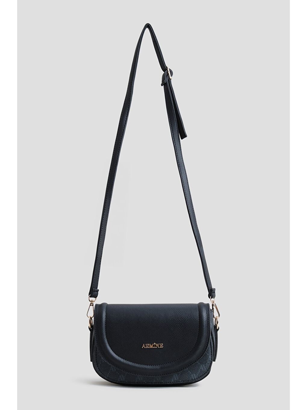 Noktalı Çanta Siyah-1