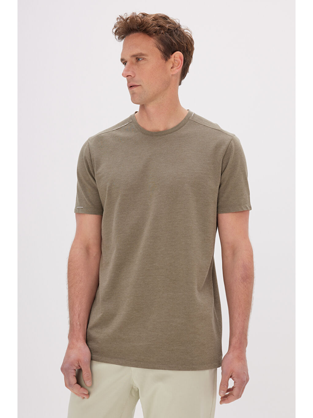 Erkek Haki Slim Fit Dar Kesim Pamuklu Bisiklet Yaka Tişört-3