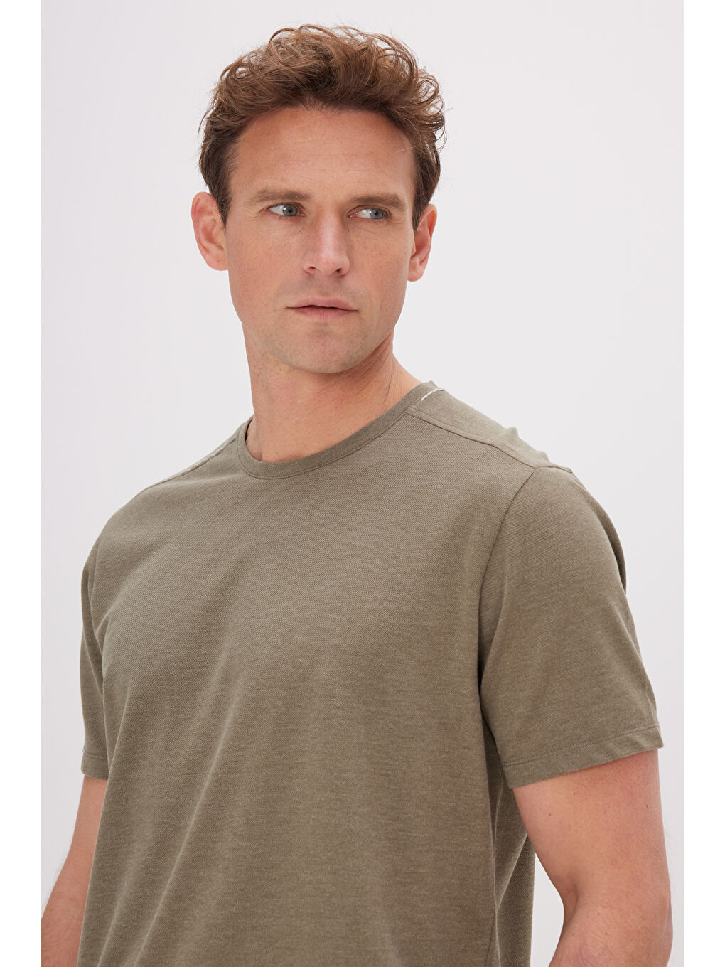 Erkek Haki Slim Fit Dar Kesim Pamuklu Bisiklet Yaka Tişört-4