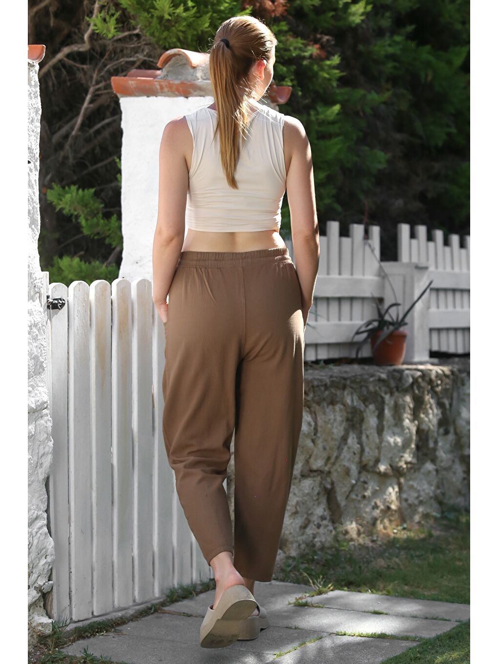 Kahverengi Organik Pamuk Tarçın Rengi Kargo Cepli Lastikli Ve Bağlamalı Bel Şalvar Dokuma Pantolon 100 65-1