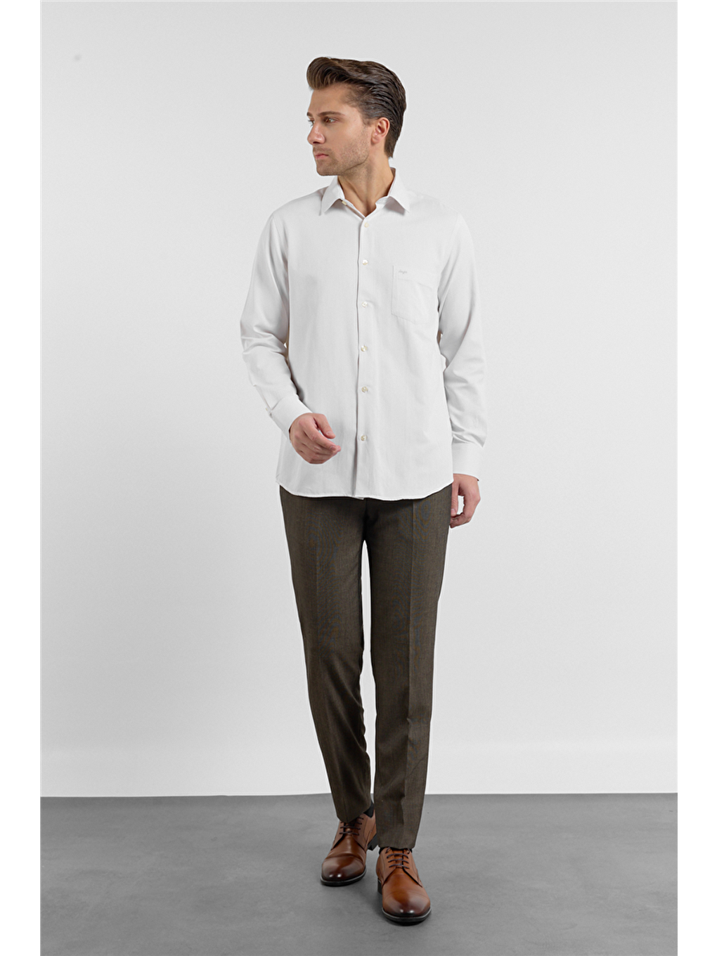 Koyu Bej Çizgili Desen Sert Yaka Uzun Kol Cepli Comfort Fit Pamuklu Gömlek 1004255268-1