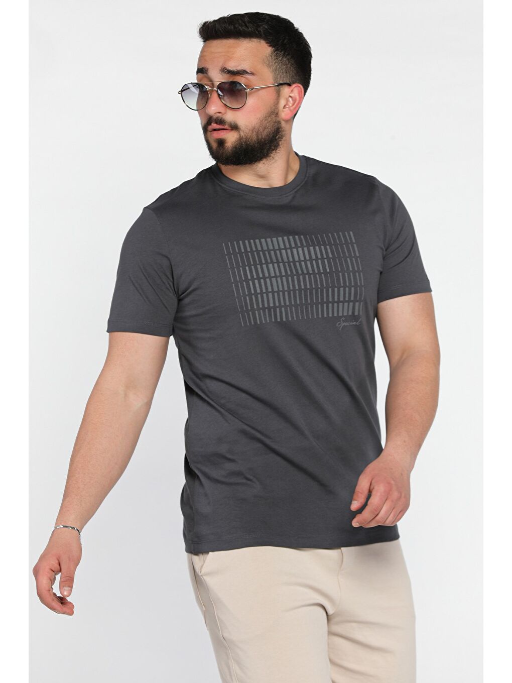 Gri Erkek Bisiklet Yaka Baskılı Tişört-1