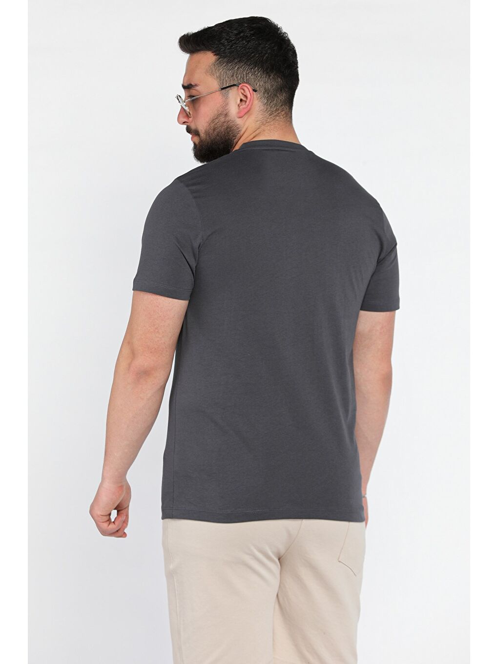 Gri Erkek Bisiklet Yaka Baskılı Tişört-2