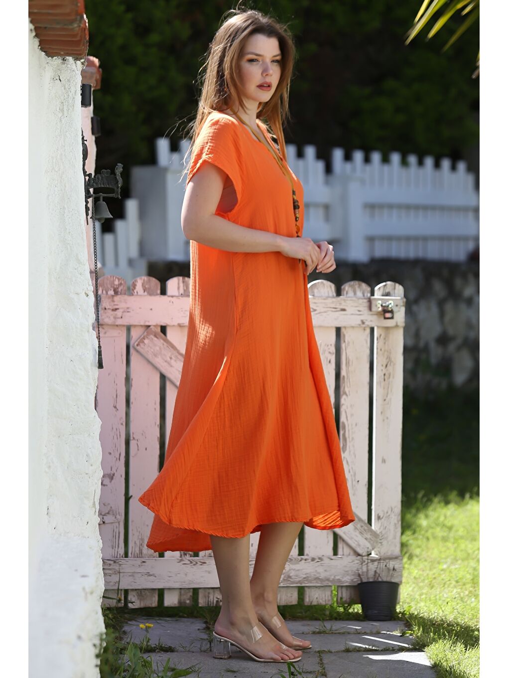 Turuncu V Yaka Düşük Kol Casual Müslin Dokuma Elbise Kloş Etek 115 63-5