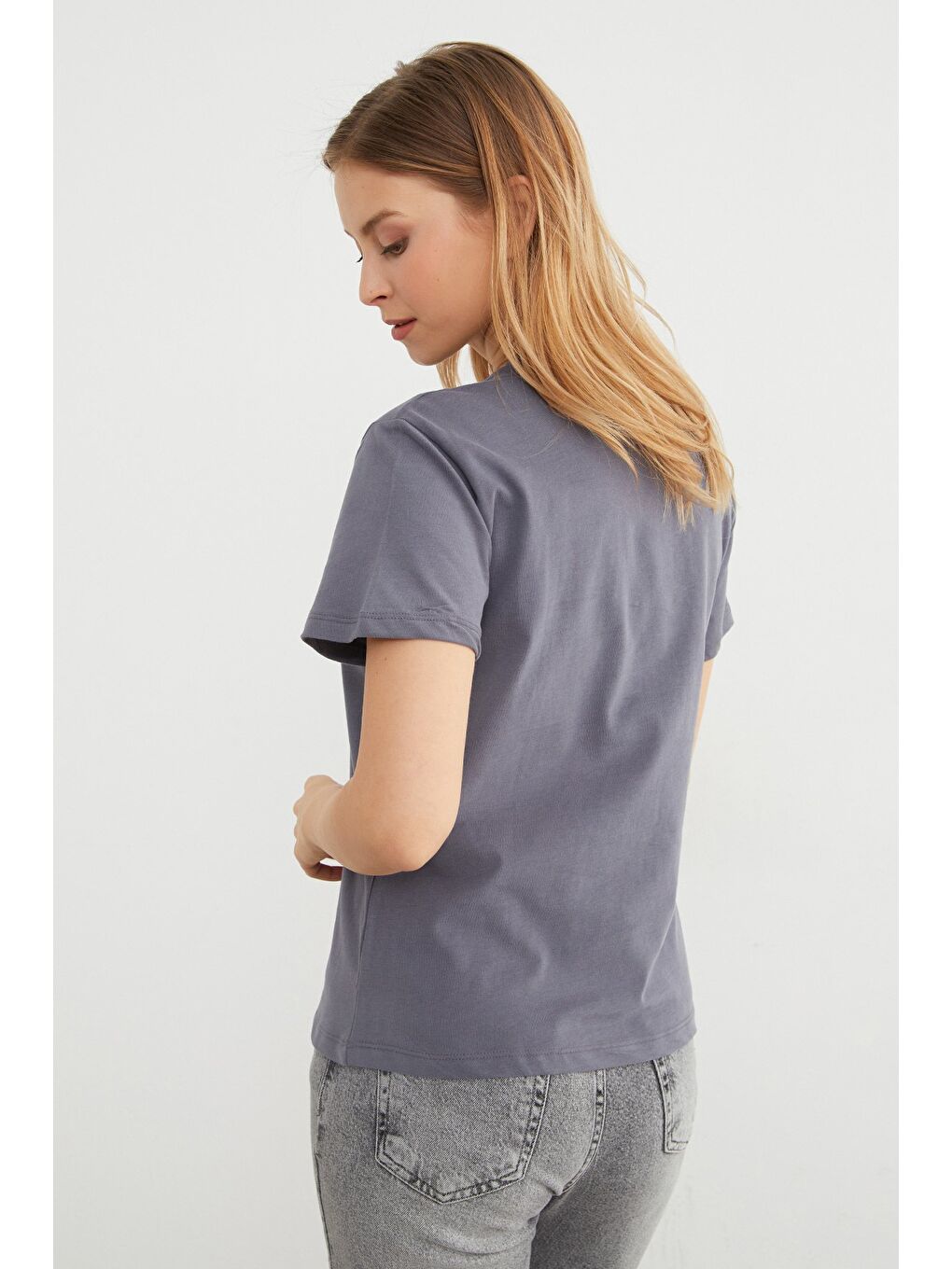 Antrasit Basic Bisiklet Yaka Tişört-4