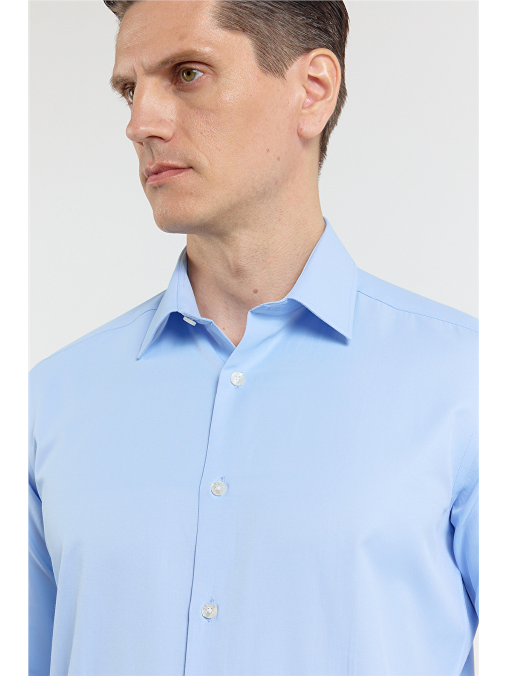 Açık Mavi Sert Yaka Uzun Kol Cepsiz Slim Fit Pamuklu Gömlek 1004255913-3