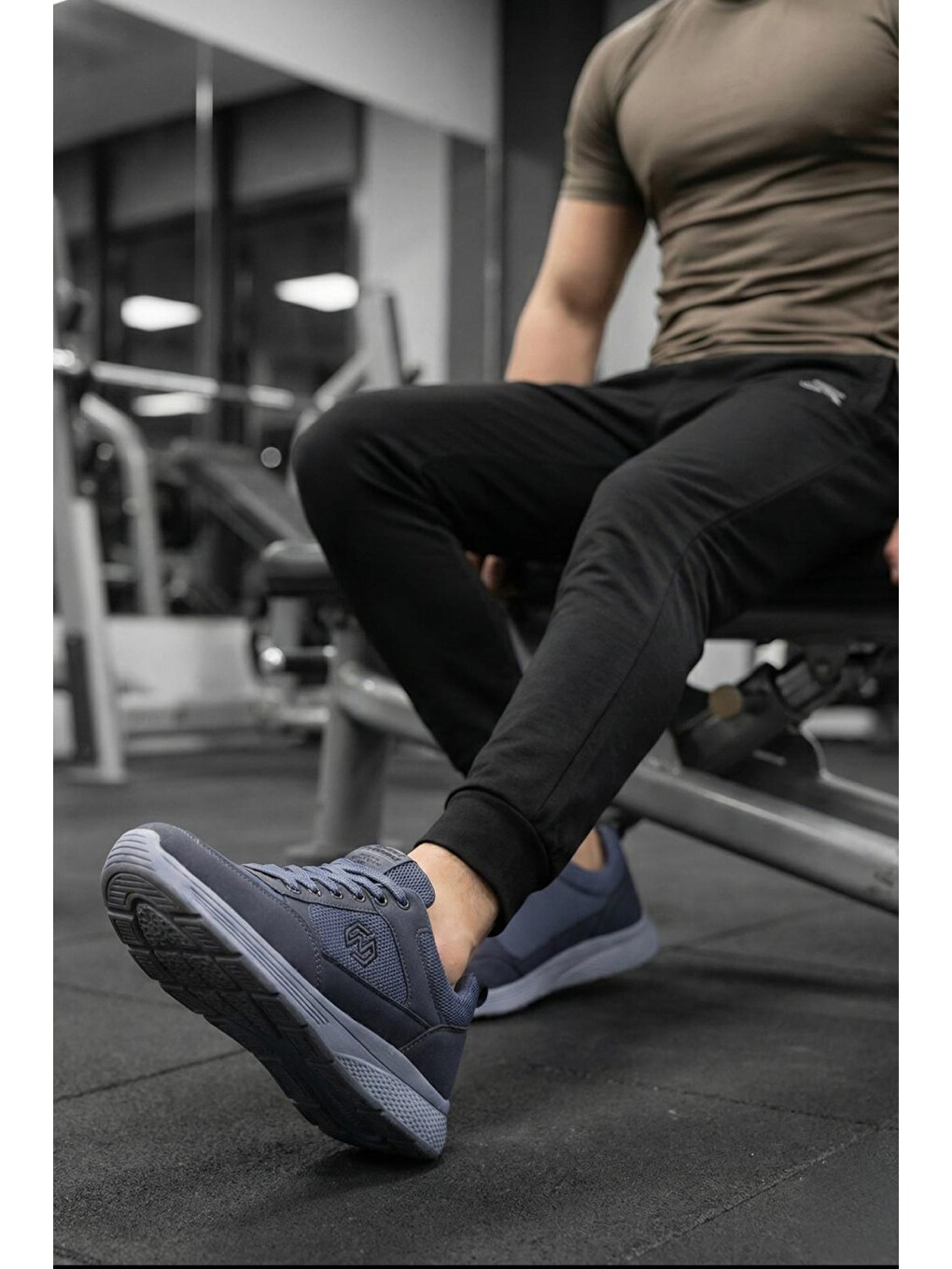 Gri Frie Bağcıklı Nefes Alabilen Hafif Rahat Taban Erkek Sneaker-1