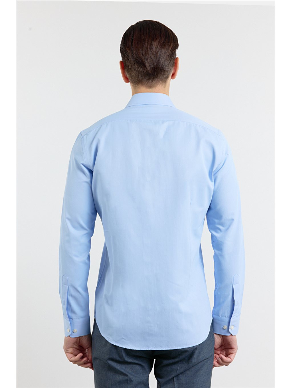 Açık Mavi Sert Yaka Uzun Kol Cepsiz Slim Fit Pamuklu Gömlek 1004255913-4