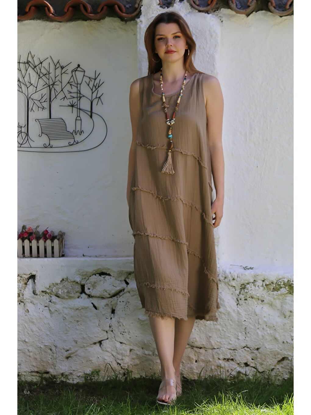 Kahverengi Sütlü Kahve Havuz Yaka Kolsuz Pis Dikişli Casual Müslin Dokuma Elbise 120 63