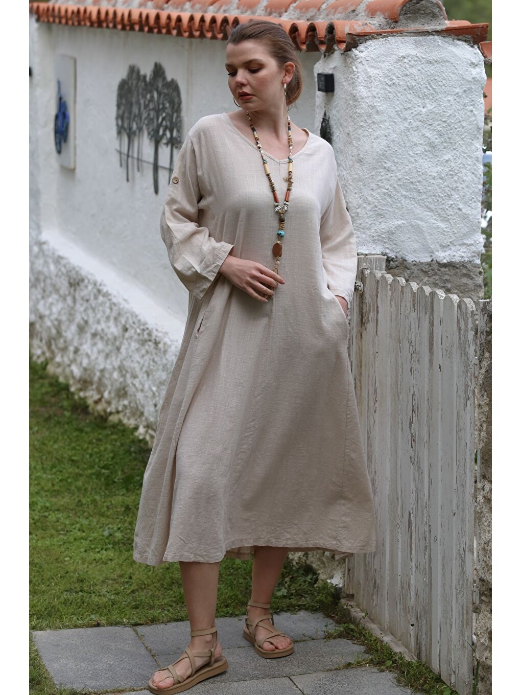 Bej V Yaka Düğmeli Uzun Kollu Casual Keten Görünümlü Dokuma Elbise 118 60-2