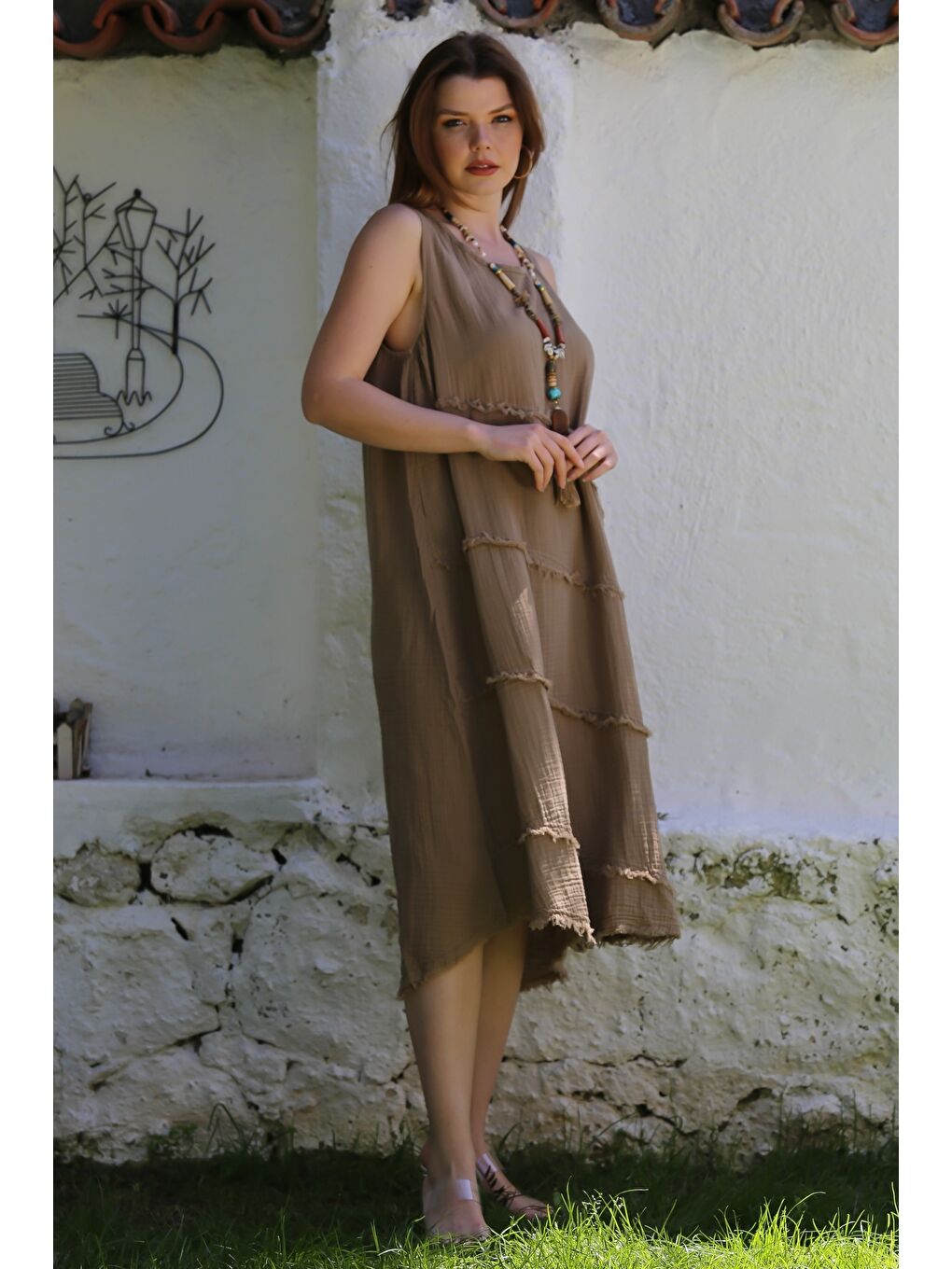 Kahverengi Sütlü Kahve Havuz Yaka Kolsuz Pis Dikişli Casual Müslin Dokuma Elbise 120 63-2