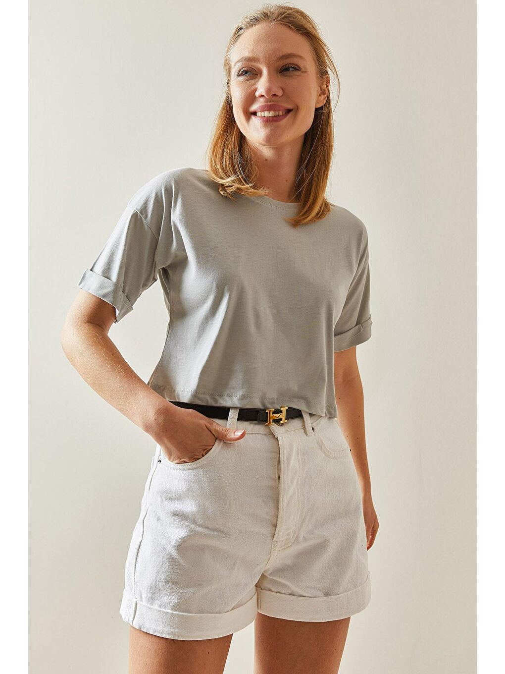 Gri Bisiklet Yaka Oversize Kolları Katlı Crop Tişört 4KXK1-47900-03-3