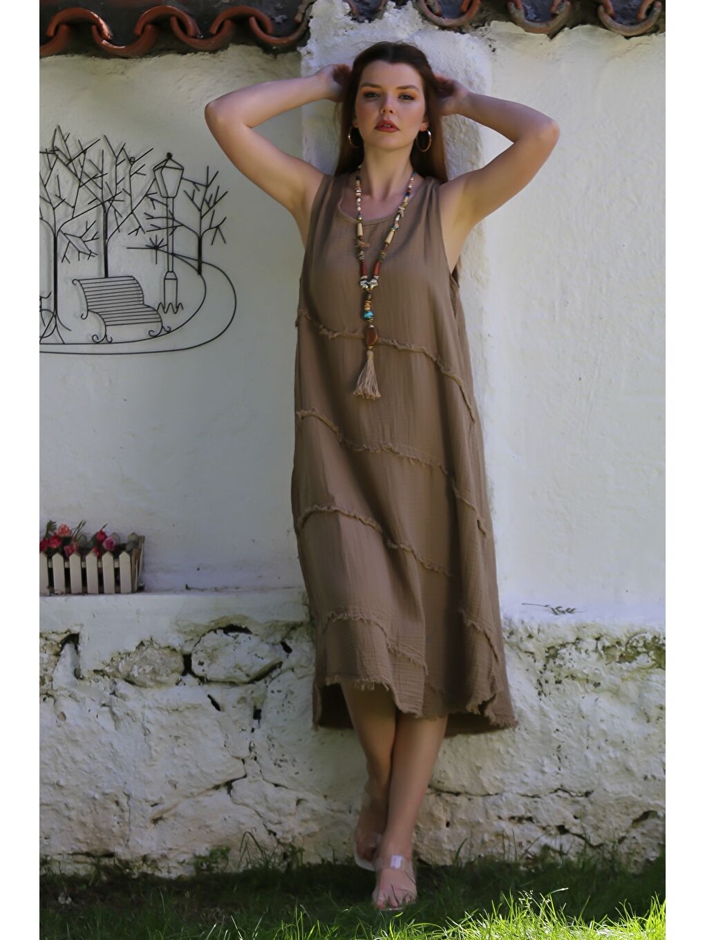 Kahverengi Sütlü Kahve Havuz Yaka Kolsuz Pis Dikişli Casual Müslin Dokuma Elbise 120 63-4