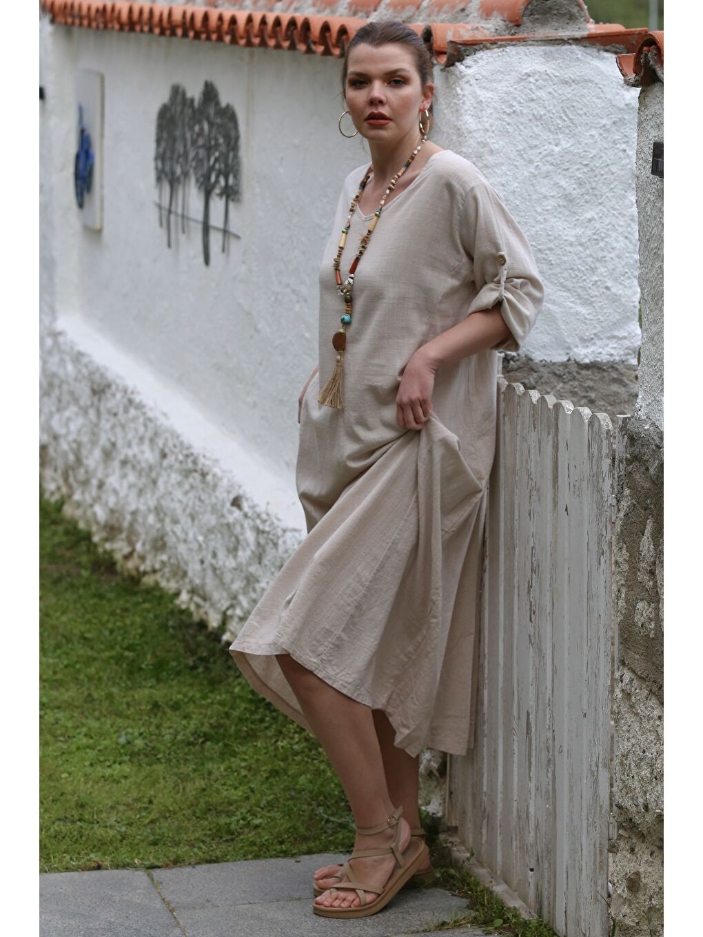 Bej V Yaka Düğmeli Uzun Kollu Casual Keten Görünümlü Dokuma Elbise 118 60-5