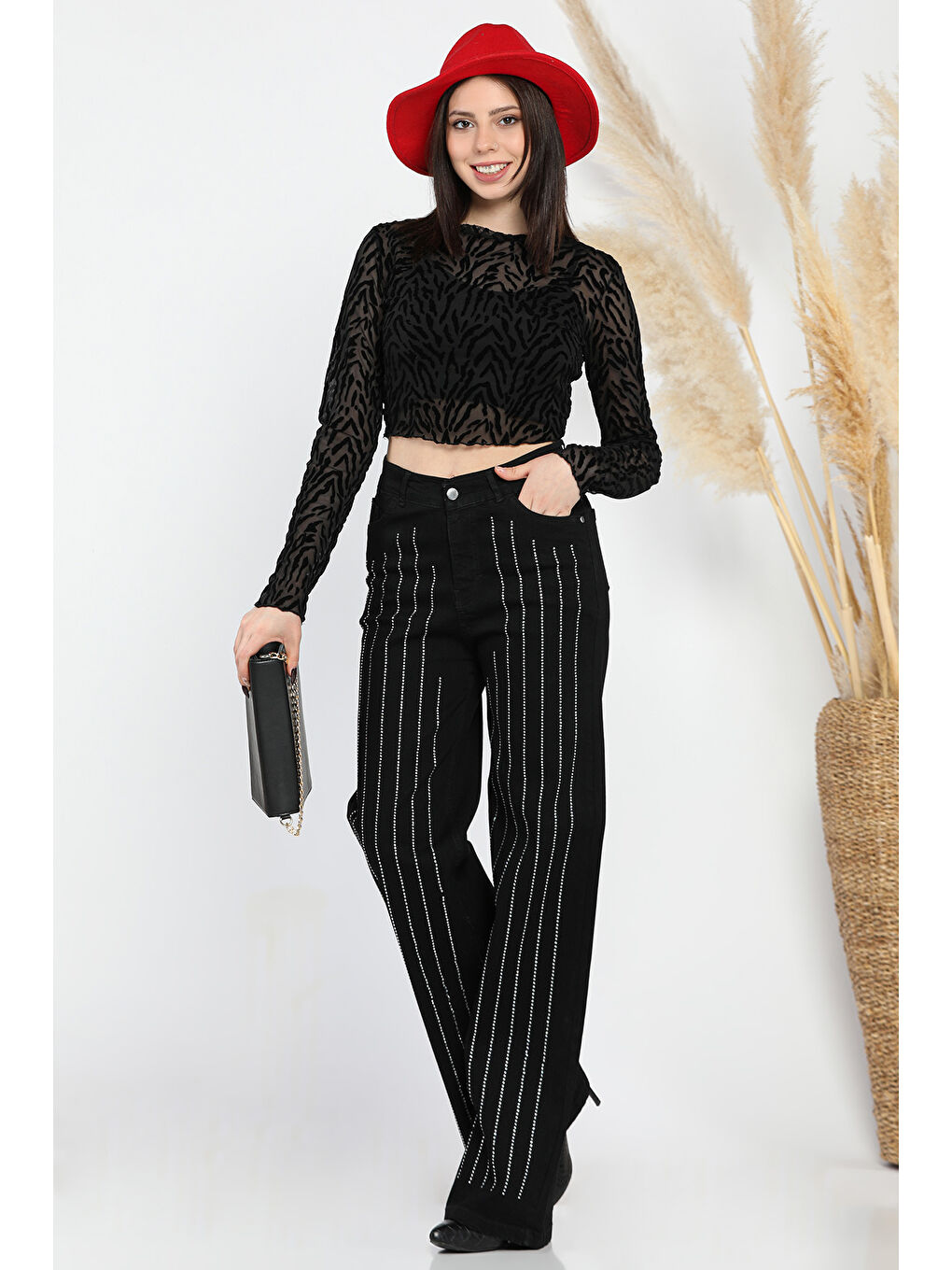 Siyah Yüksel Bel Taş Detaylı Palazzo Jean Pantolon