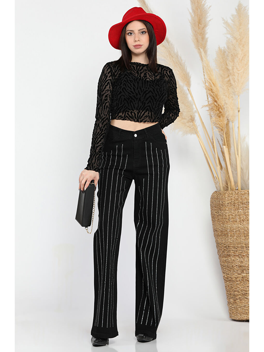 Siyah Yüksel Bel Taş Detaylı Palazzo Jean Pantolon-1