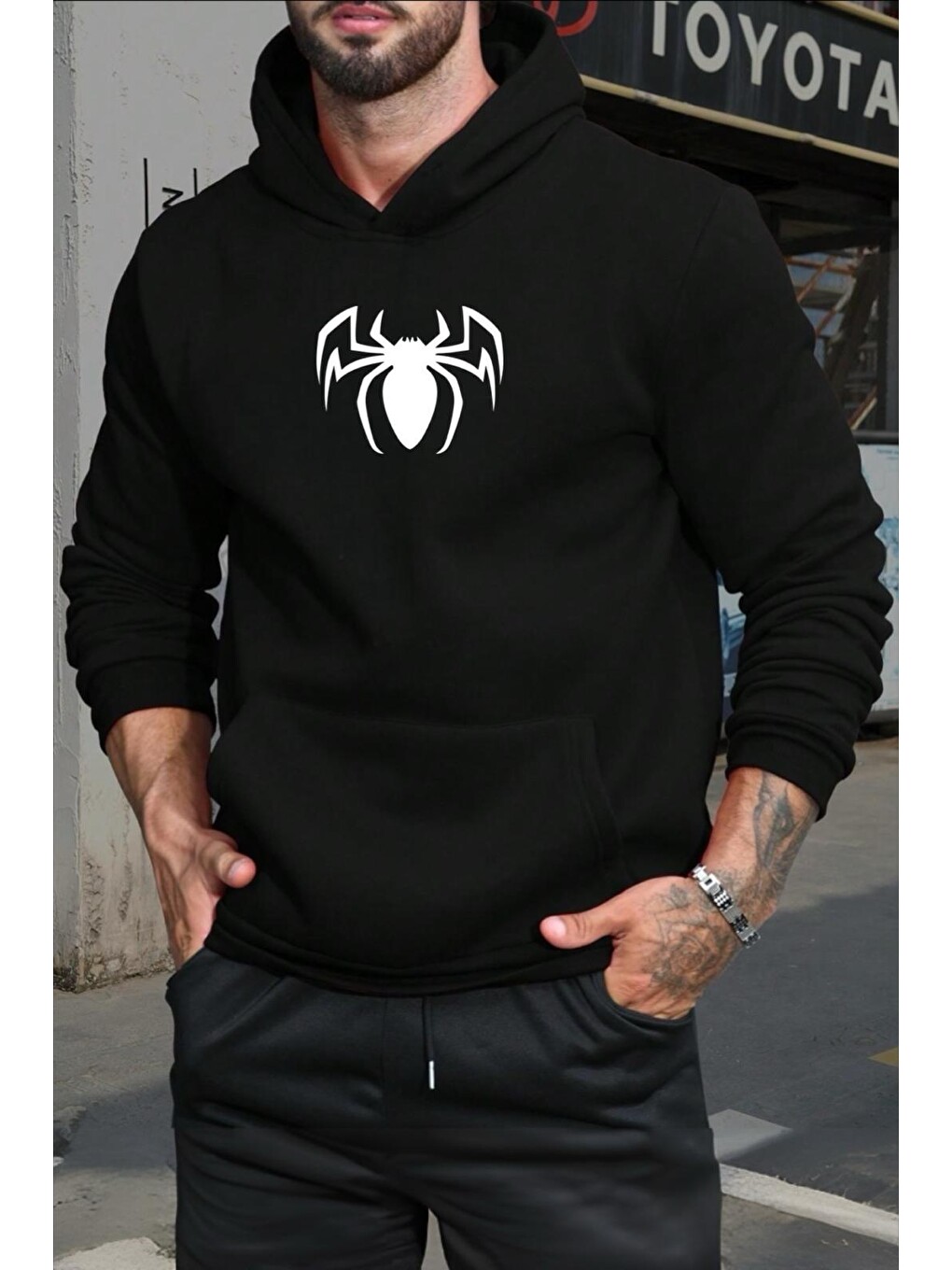 Siyah Örümcek Ön Baskılı Pamuklu Erkek Sweatshirt