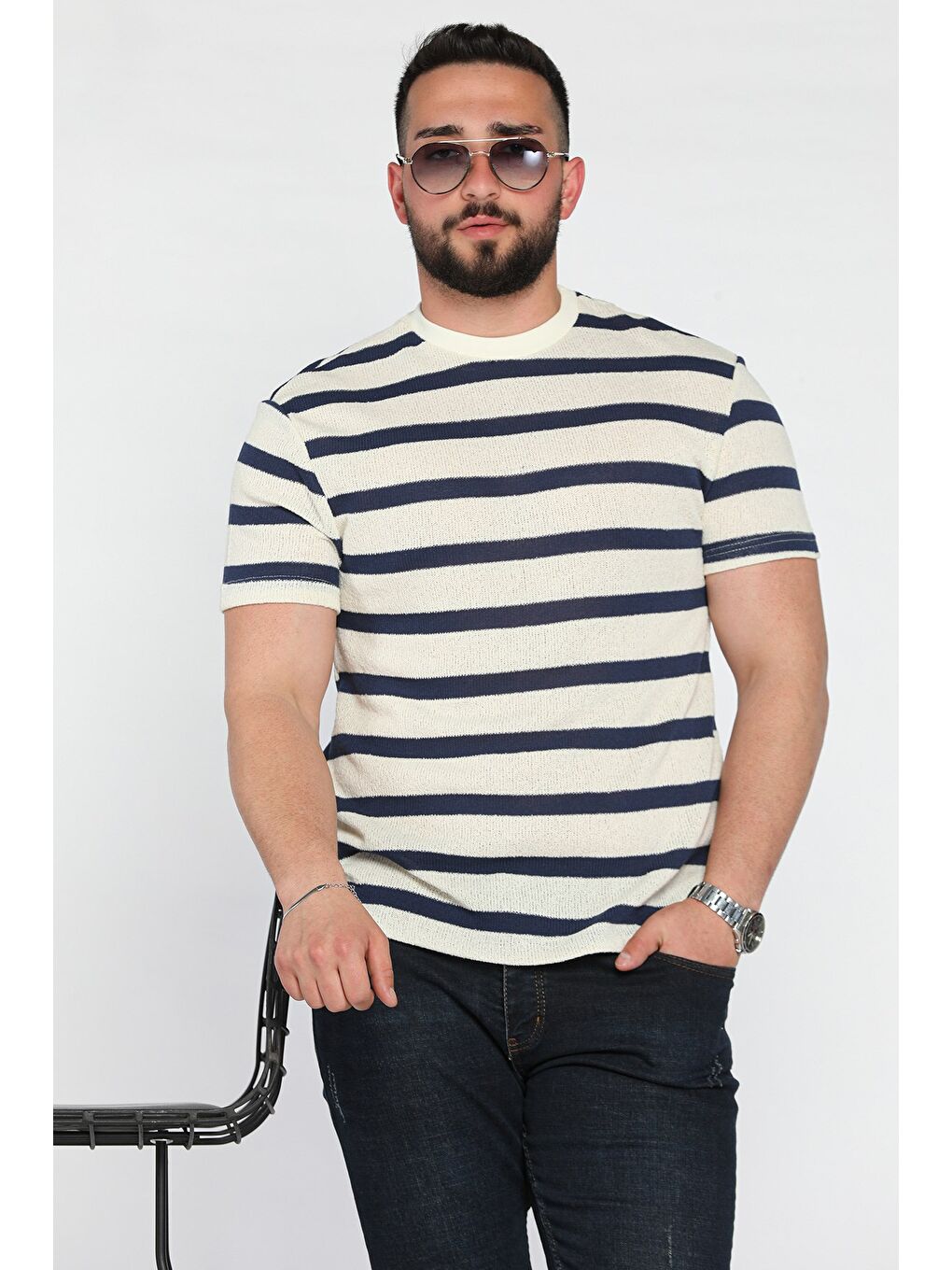 Ekru Erkek Bisiklet Yaka Şerit Desenli Örme Tişört-1