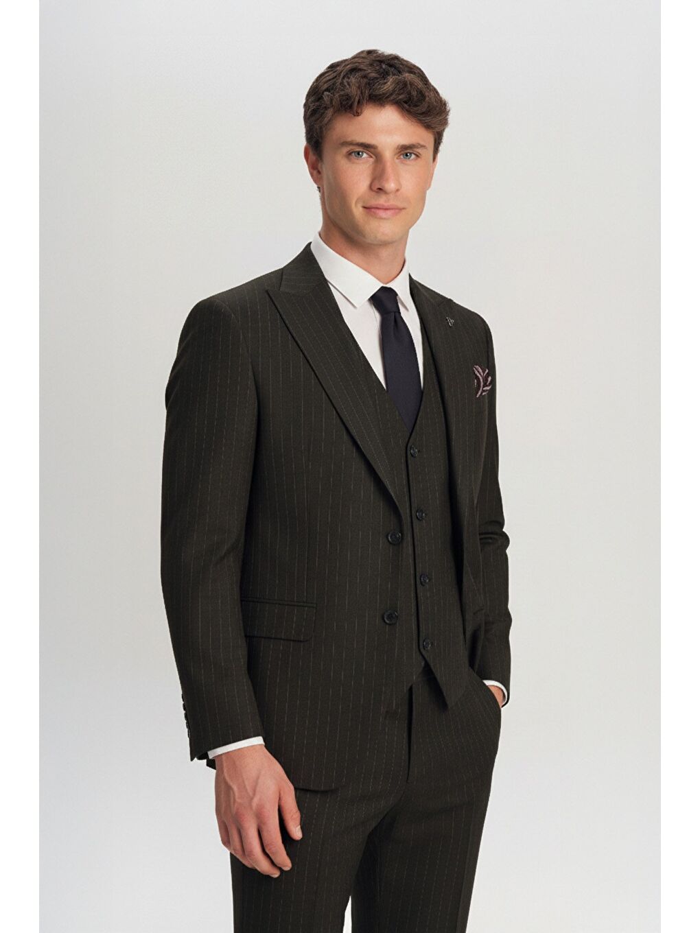 Gri Giotelli Füme Yelekli Çizgili Sivri Yaka Roma Kalıp 6 Drop Tam Astarlı Erkek Takım Elbise-1