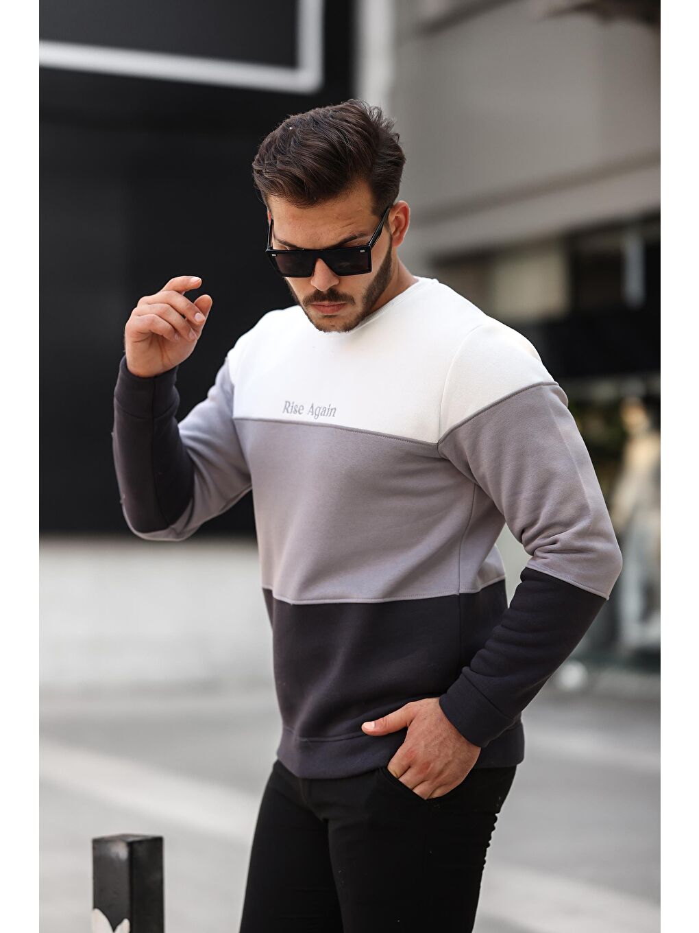 Miron Beyaz Gri Siyah Üç Renk Blok Parçalı Sıfır Yaka Üç iplik Regular Fit Sweatshirt- 2436 - 1