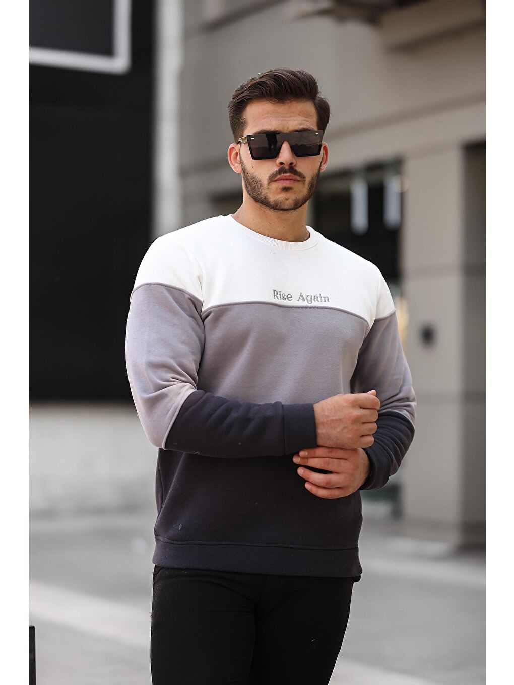 Miron Beyaz Gri Siyah Üç Renk Blok Parçalı Sıfır Yaka Üç iplik Regular Fit Sweatshirt- 2436 - 2