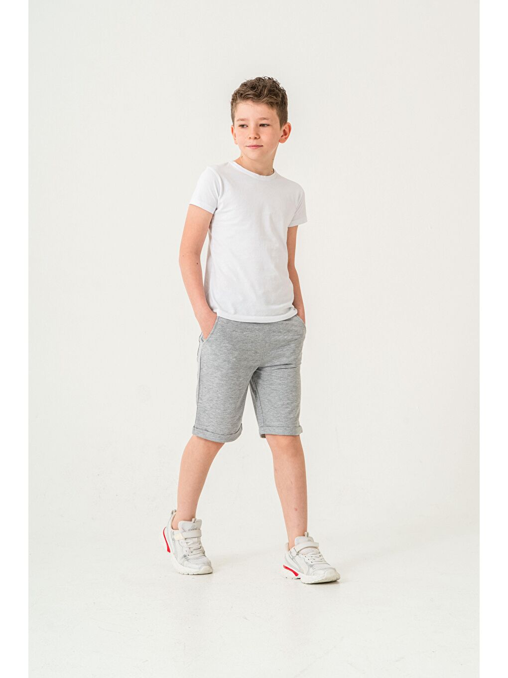 Gri Break Limits Baskılı Arka Cepli Erkek Çocuk Şort