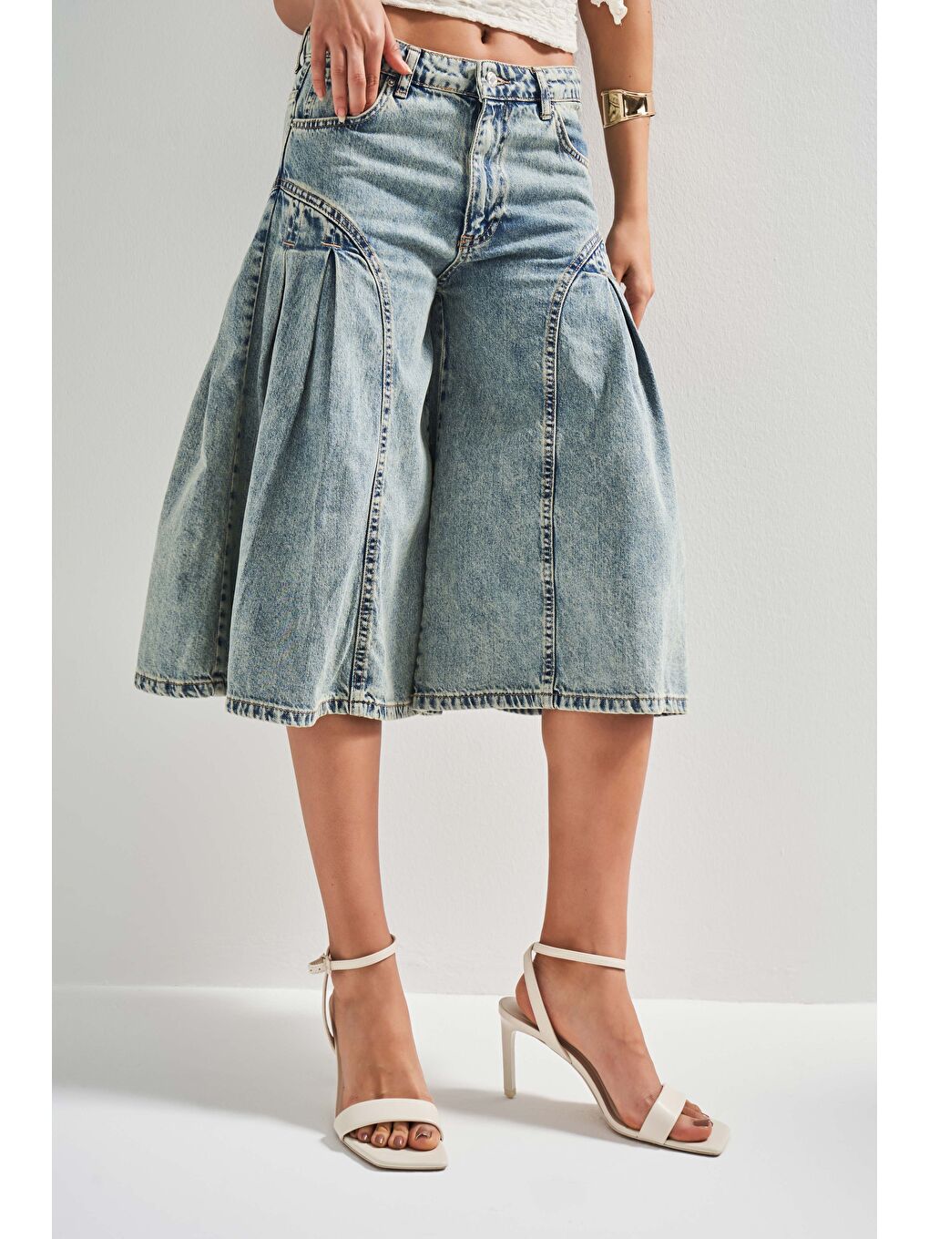 Mavi Kadın T Jean Rengi V 3S5 65 Elaphant Leg Fit Bol Kesim  100 Pamuk Maxi Boy Denim Şort Bermuda-1