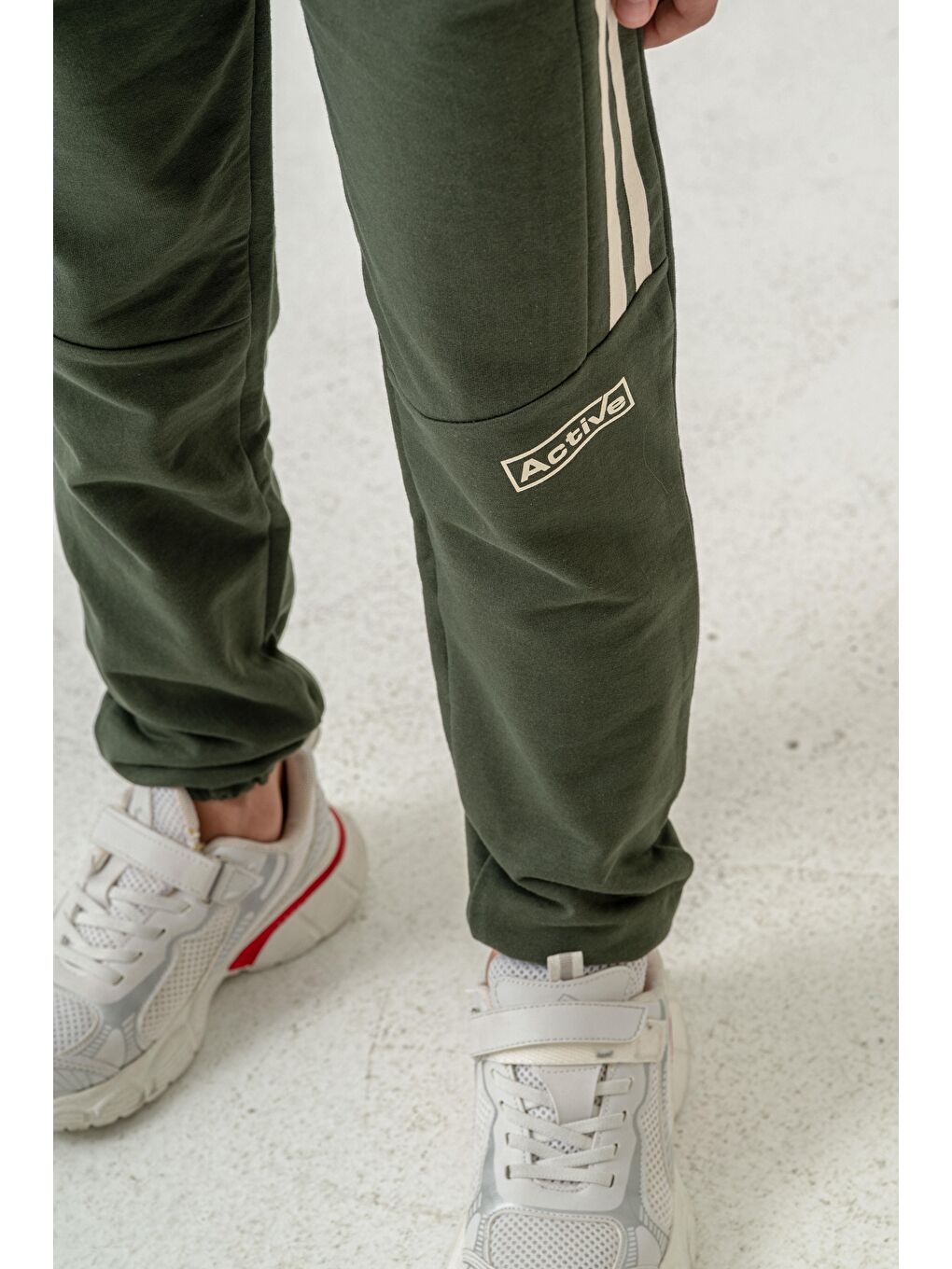 Haki Active Baskılı Yanlar Şeritli Erkek Çocuk Eşofman Altı-6