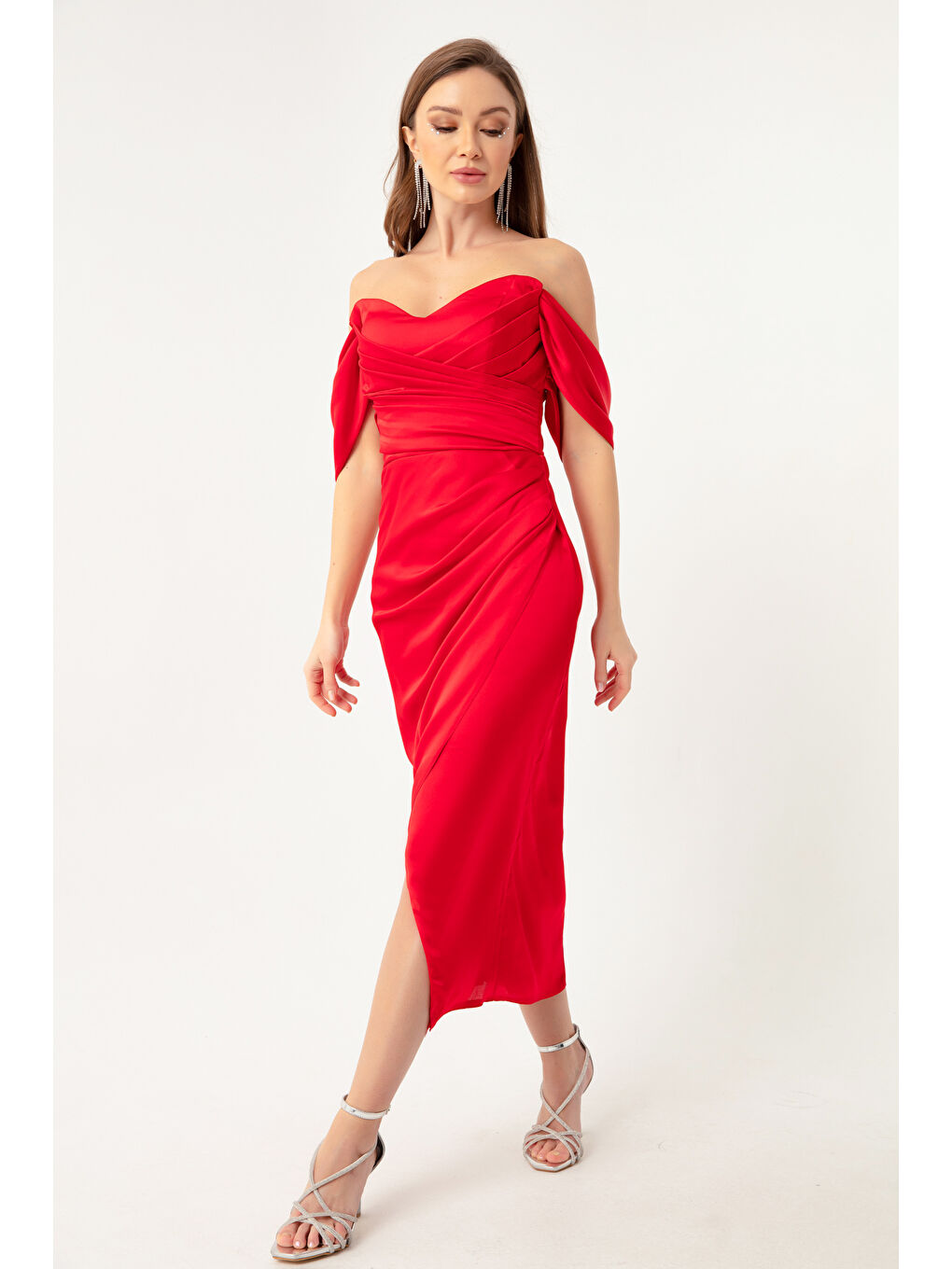 Kadın Kırmızı Kayık Yaka Drapeli Midi Abiye Elbise-1