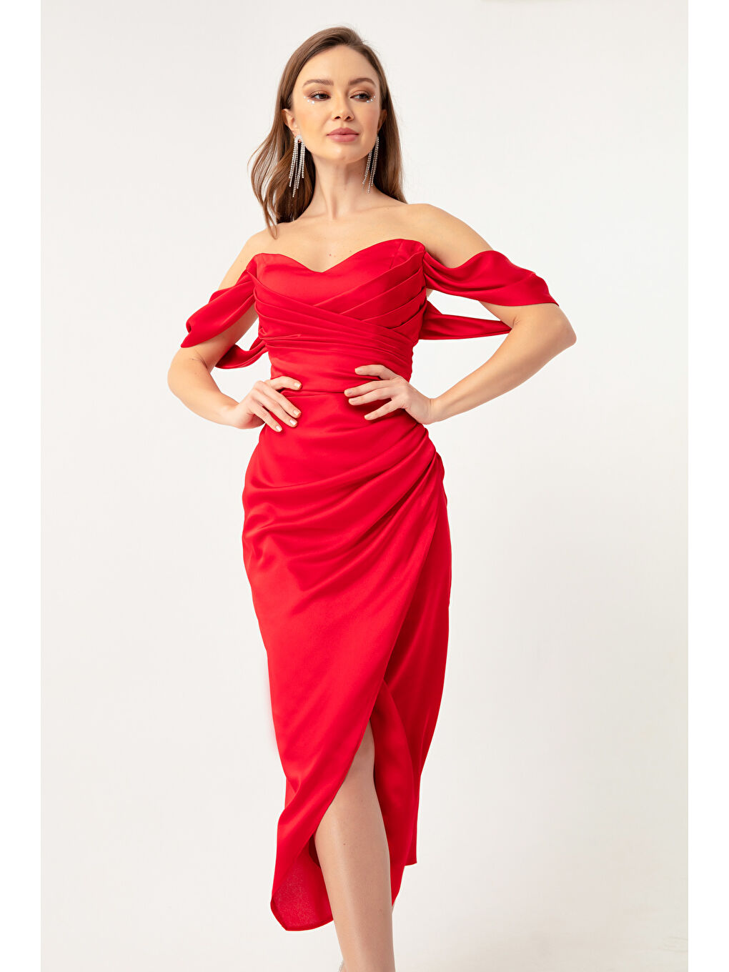 Kadın Kırmızı Kayık Yaka Drapeli Midi Abiye Elbise-2