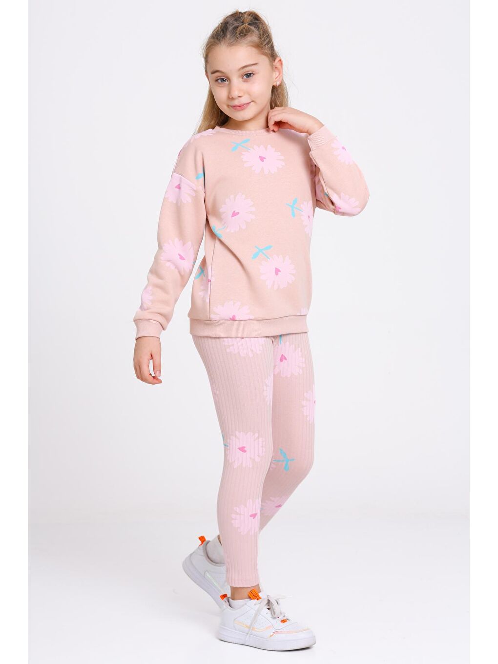 Pembe Kız Çocuk Yavru Ağzı Kalpli Papatya Desenli 3-7 Yaş Takım - 23275-2-2