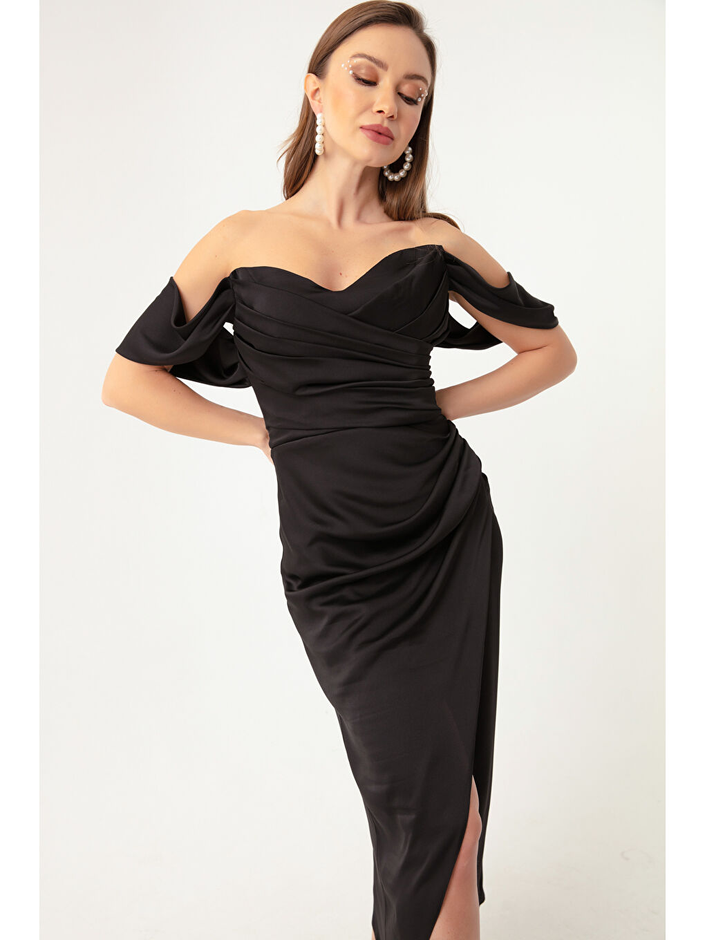 Kadın Siyah Kayık Yaka Drapeli Midi Abiye Elbise-2