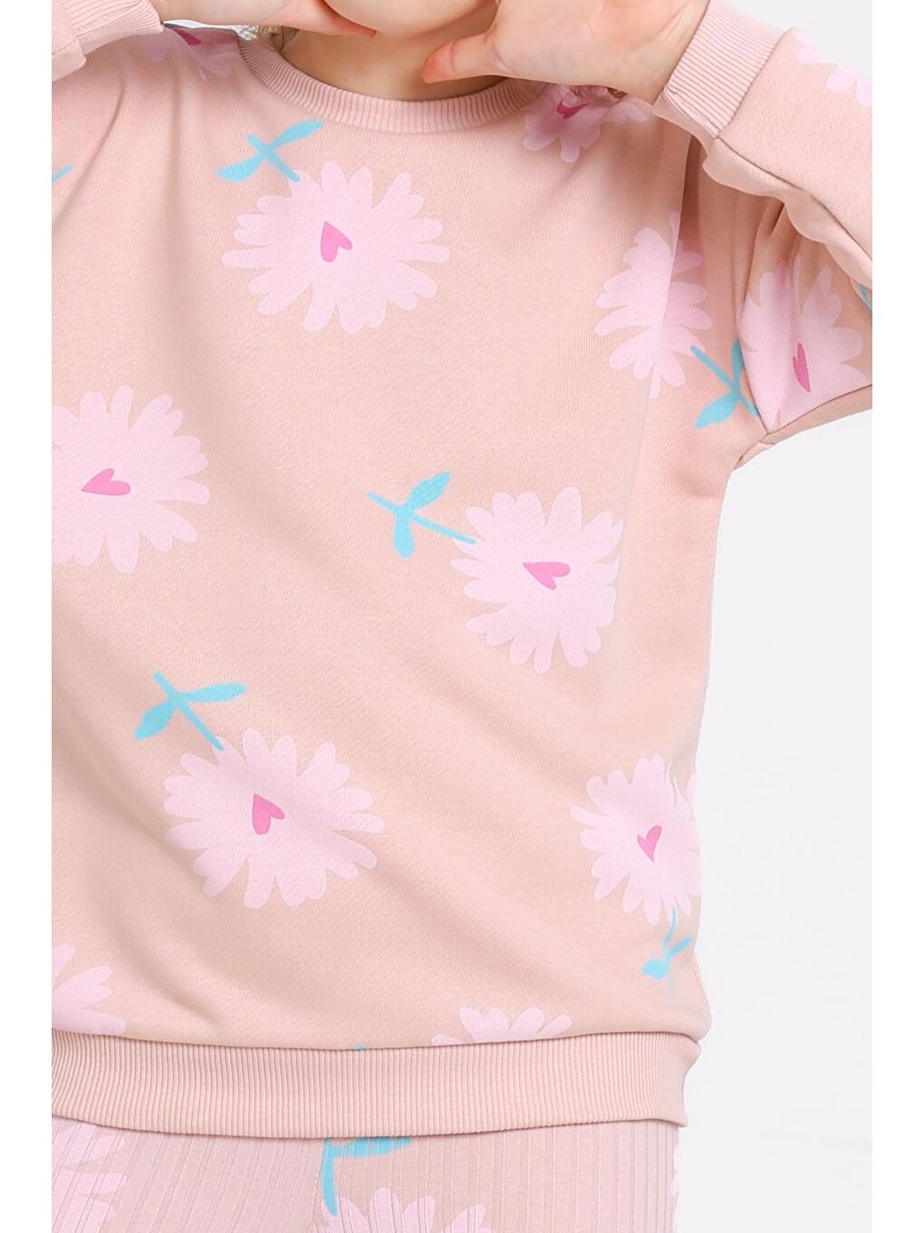 Pembe Kız Çocuk Yavru Ağzı Kalpli Papatya Desenli 3-7 Yaş Takım - 23275-2-3