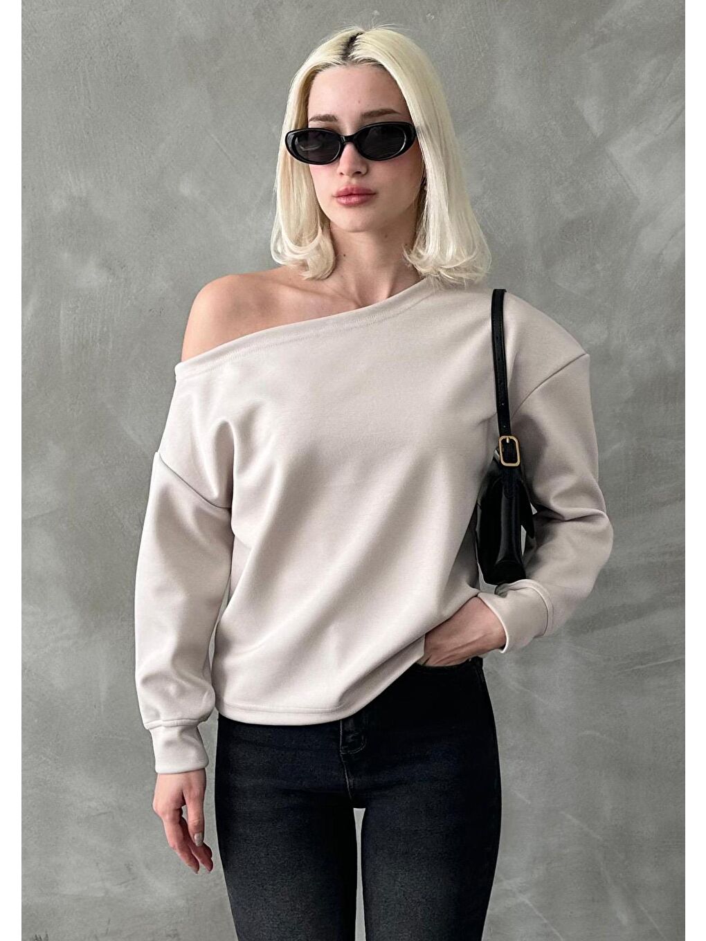 Bej Taş Kayık Yaka Basic Sweatshirt Mg2228-2