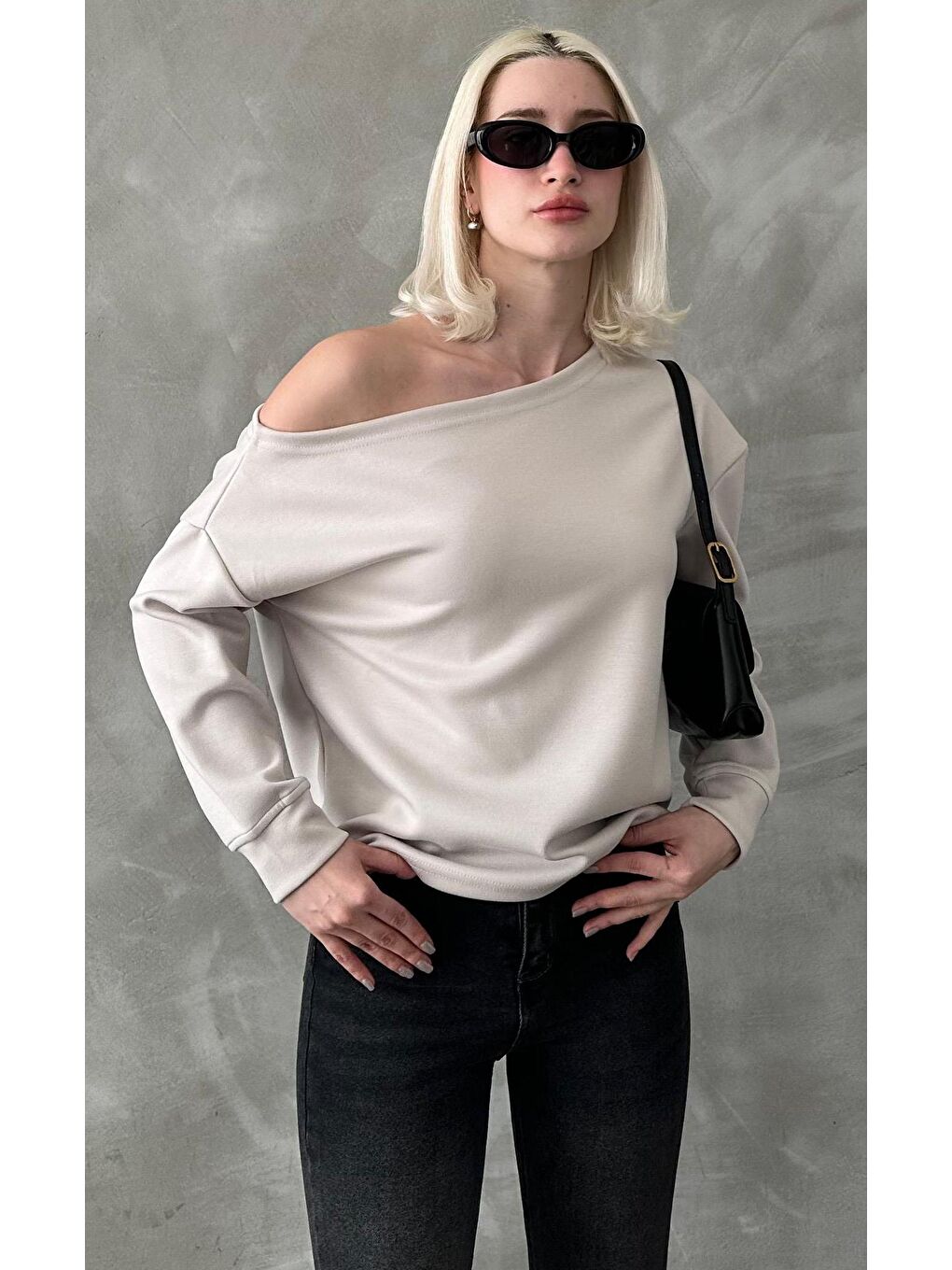 Bej Taş Kayık Yaka Basic Sweatshirt Mg2228-4