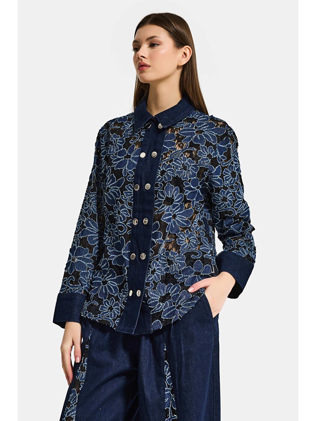 Kadın İndigo Selvedge 7s6-50 Oversize Dantel Nakış Çiçek Detaylı Özel Tasarım Denim Ceket-6