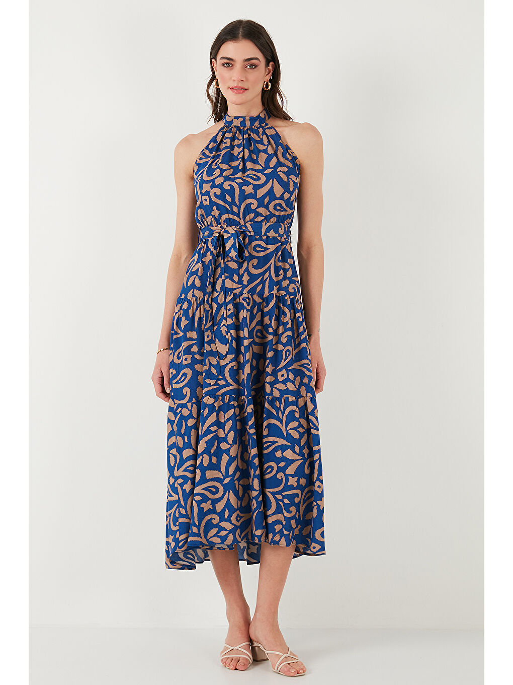 İndigo Desenli Regular Fit Halter Yaka Kemerli Midi Boy Kadın Elbise 6772030-4