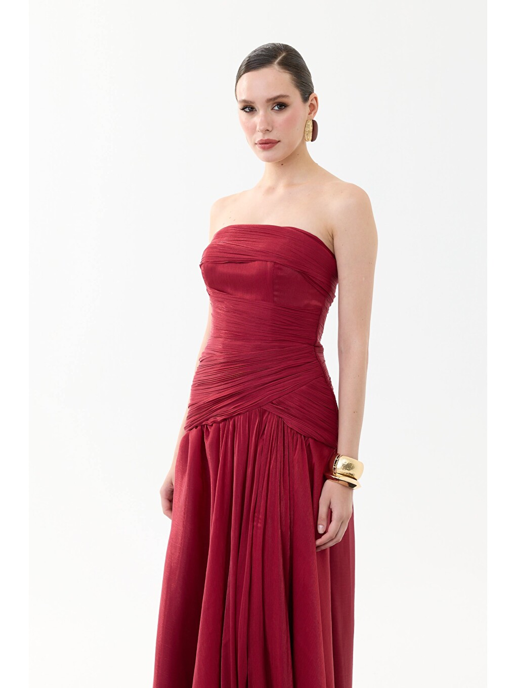 Bordo Straplez Yırtmaçlı Organze Abiye Elbise-4