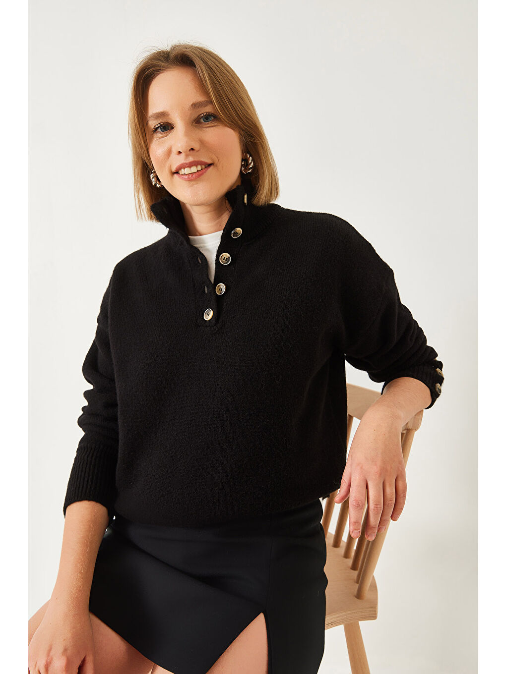 Siyah Kadın Kolu Patlı Triko Kazak-1