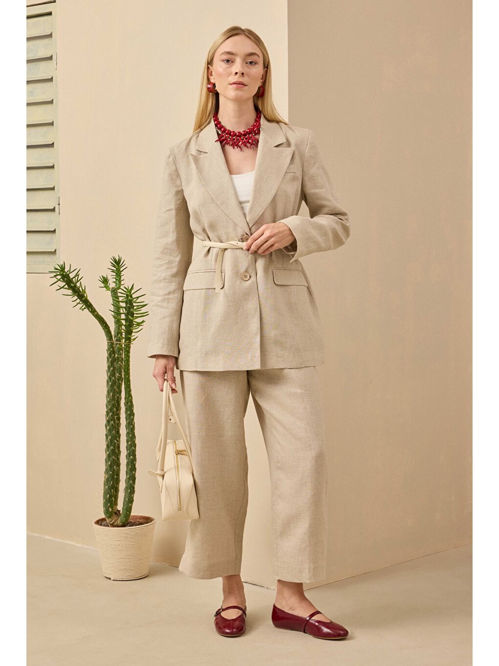 Bej Keten Belden Oturtmalı Ceket Sedef-1