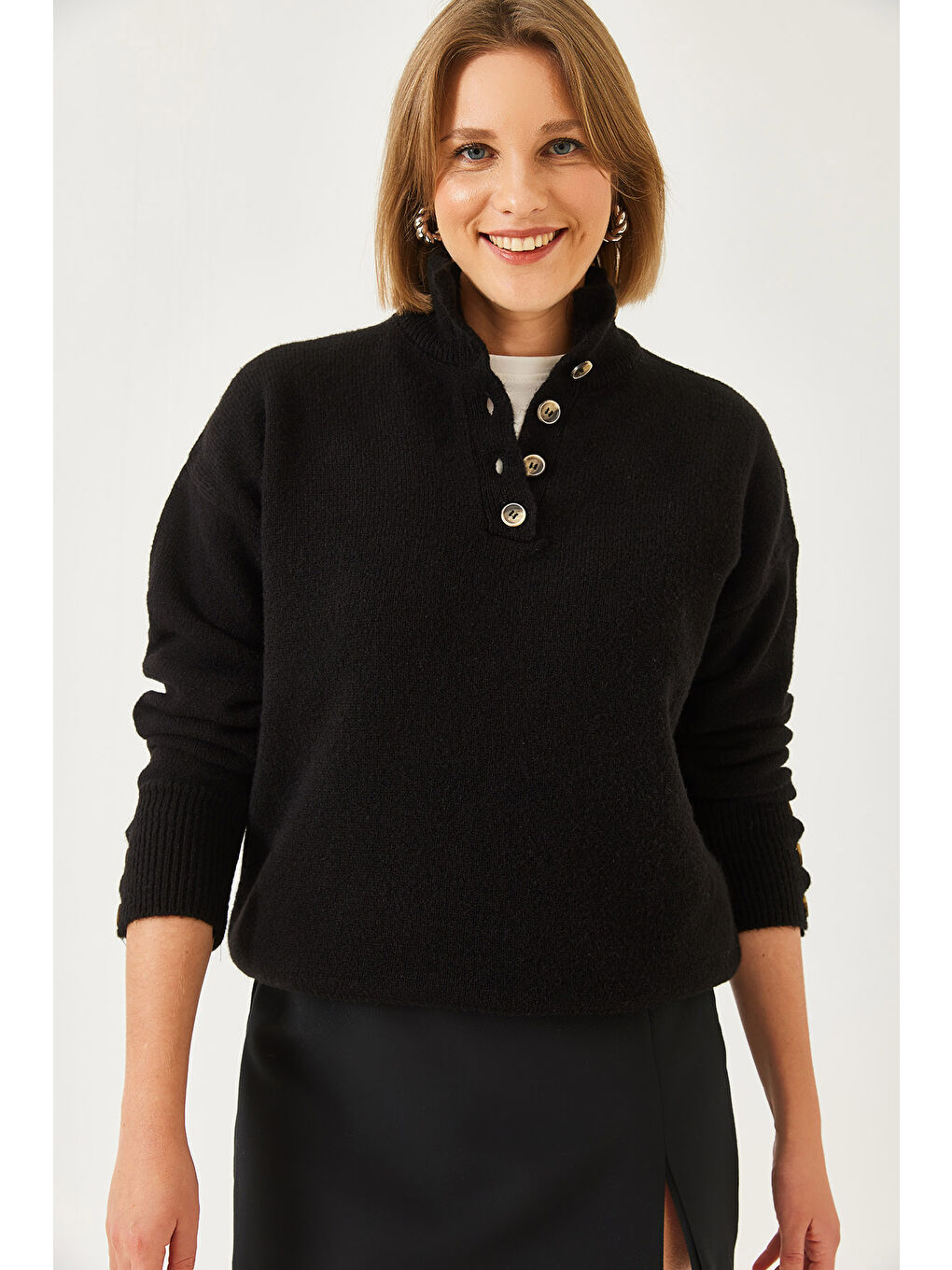 Siyah Kadın Kolu Patlı Triko Kazak-4