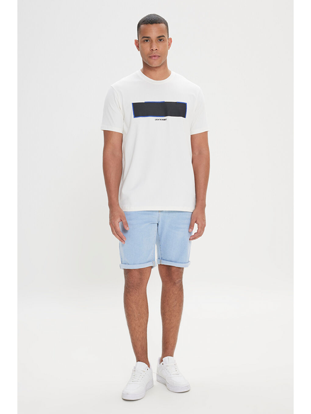 Erkek Beyaz Slim Fit Dar Kesim Pamuklu Esnek Baskılı Bisiklet Yaka Tişört-1