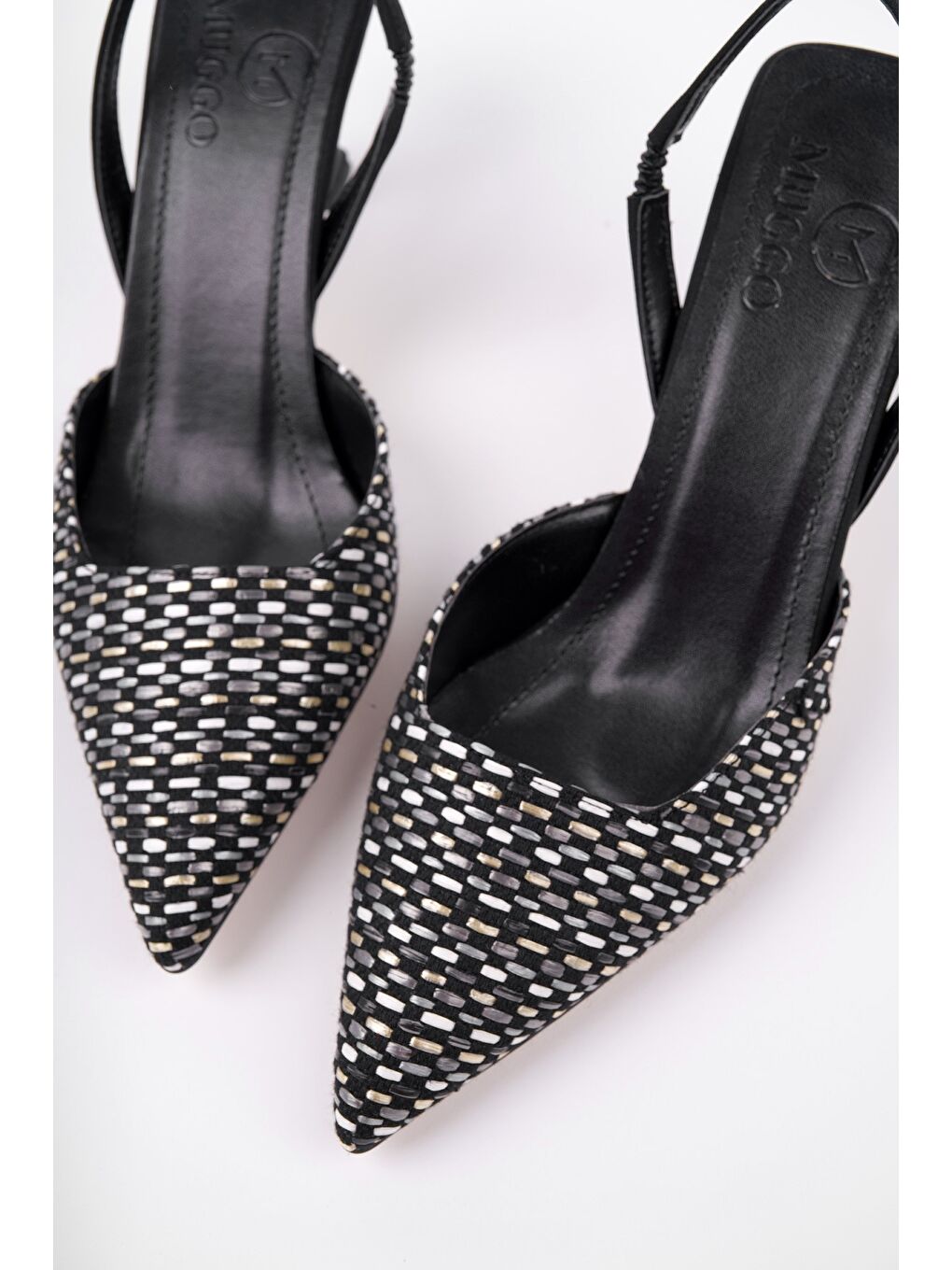 Siyah LOUVRE Sivri Burun Arkası Açık Lastikli Hasır Kadın Günlük Topuklu Ayakkabı-4