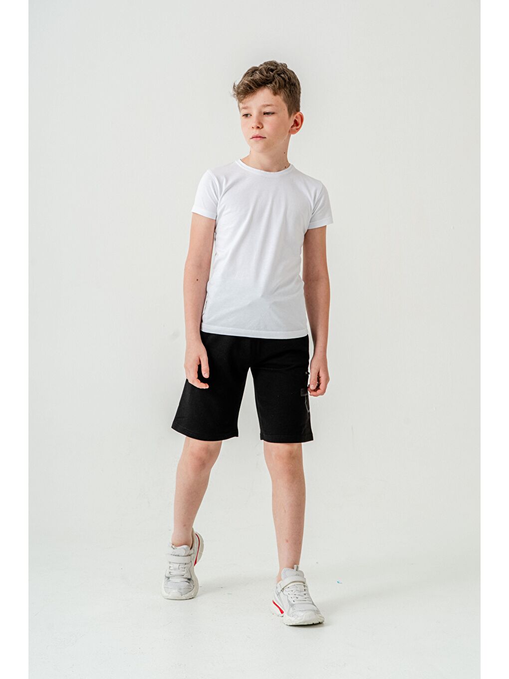 Siyah Stay  Good Baskılı Cep Fermuarlı Erkek Çocuk Şort-1