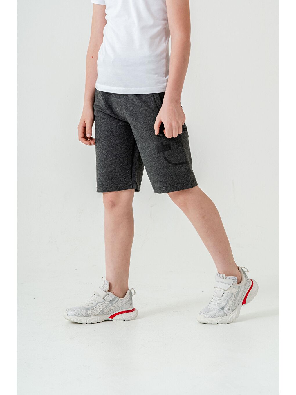 Antrasit Stay  Good Baskılı Cep Fermuarlı Erkek Çocuk Şort-3