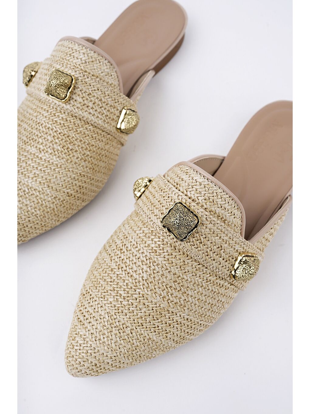 Bej KENDAL Önü Kapalı Kadın Günlük Hasır Terlik-1